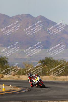 media/Dec-17-2023-CVMA (Sun) [[bf0c04832d]]/Race 4 Amateur Supersport Middleweight/